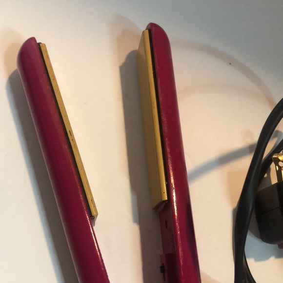 Chi hot pink straightener - Picture 3 of 6